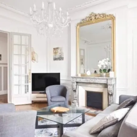 Apartamento Haussmannien Saint Michel Notre Dame París
