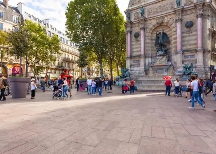 Haussmannien Saint Michel Notre Dame *