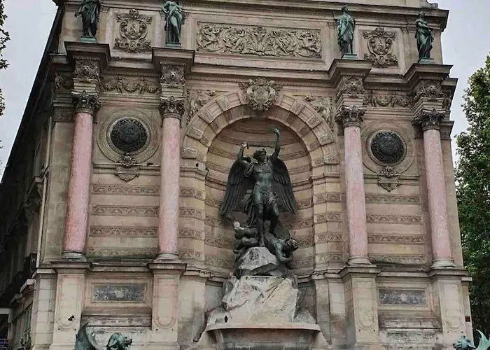Haussmannien Saint Michel Notre Dame Párizs